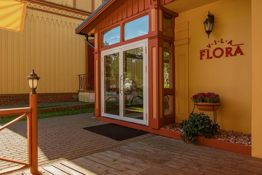 Vila Flora Юодкранте Екстер'єр фото